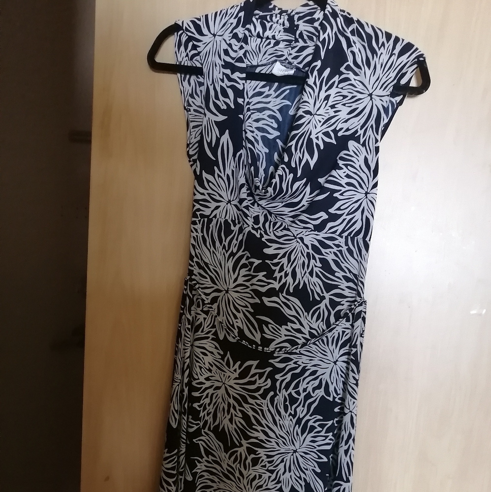 Suzy Shier summer dress